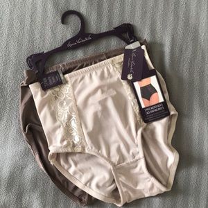 Shaping Briefs with Lace - Gloria Vanderbilt (NWT)